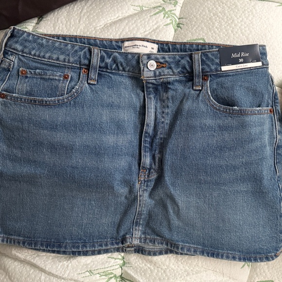 Abercrombie & Fitch Blue Boyfriend Jeans - Picture 1 of 5